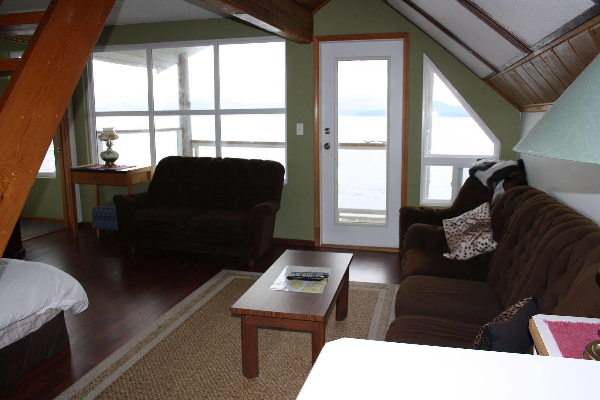 Sointula Orca Lodge מראה חיצוני תמונה